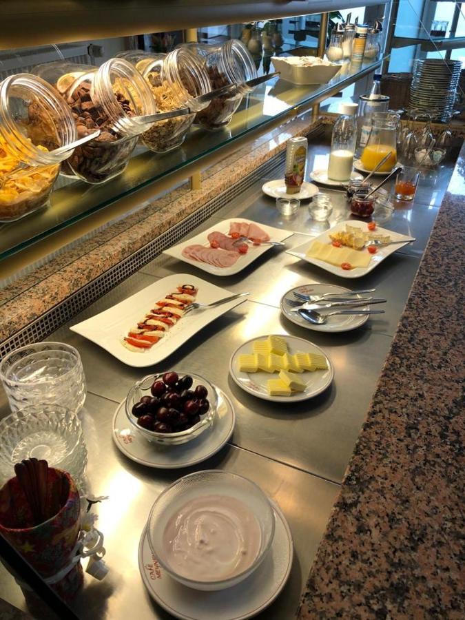 Hotel Cafe Meynen Bad Munder am Deister Ngoại thất bức ảnh